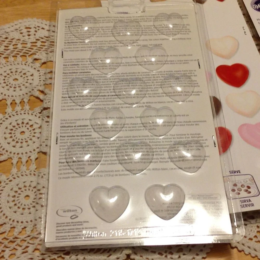 Wilton Candy Molds - Make Chocolate Hearts for Valentine's Day or Wedding